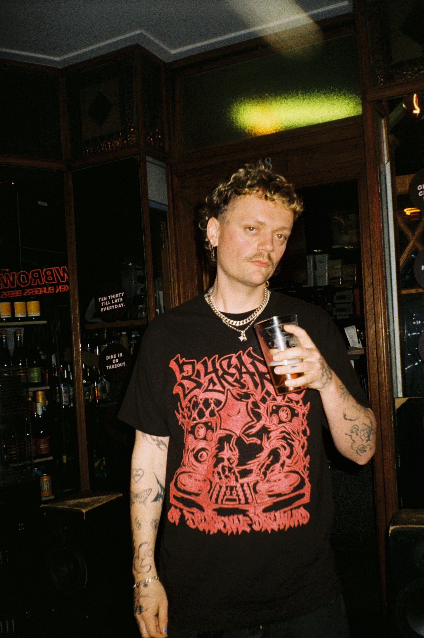 3 YEAR TEE BLACK